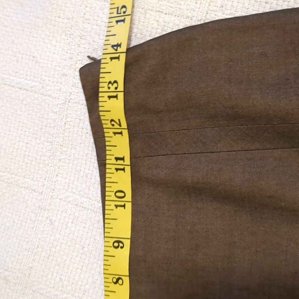 Classic Women's Brown Pencil Skirt - Tailored Professional Look - Picture 12 of 13